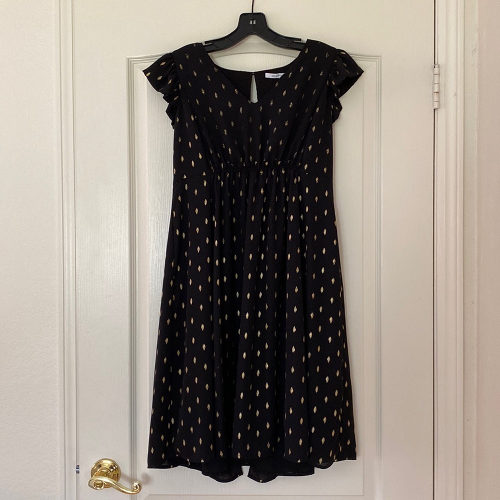 Clip dot maternity dress, Used.
